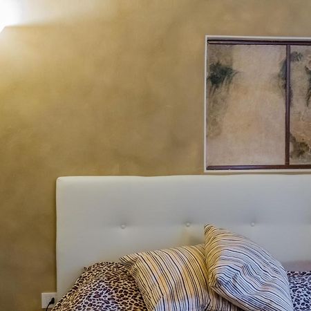 Suite Porta Borsari ヴェローナ エクステリア 写真