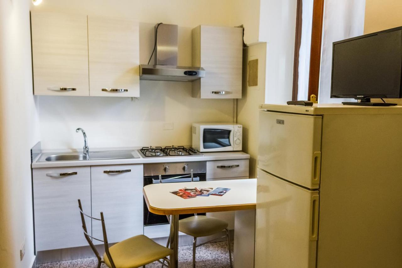 Suite Porta Borsari ヴェローナ エクステリア 写真