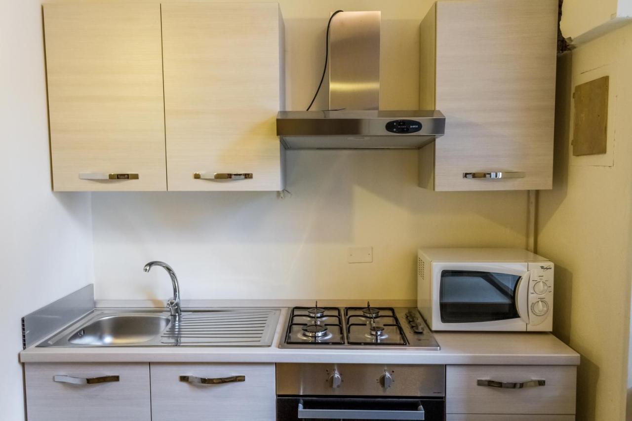 Suite Porta Borsari ヴェローナ エクステリア 写真